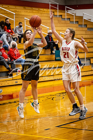 2021.02.02 FHS Basketball Vs. Mexico01599