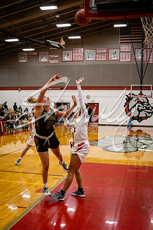 2021.02.02 FHS Basketball Vs. Mexico02155
