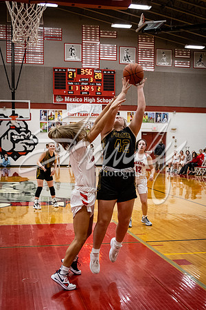 2021.02.02 FHS Basketball Vs. Mexico02504