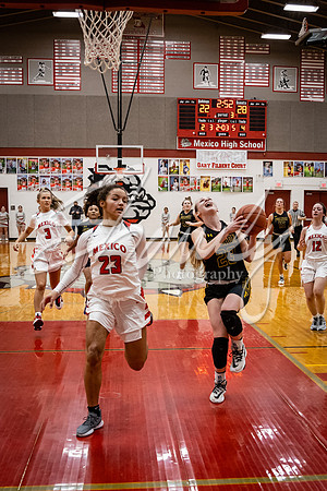 2021.02.02 FHS Basketball Vs. Mexico02548