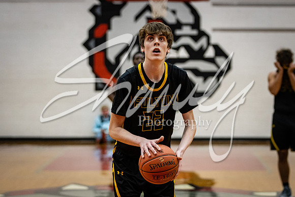 2021.02.02 FHS Basketball Vs. Mexico03065