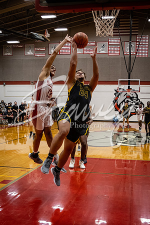 2021.02.02 FHS Basketball Vs. Mexico03754