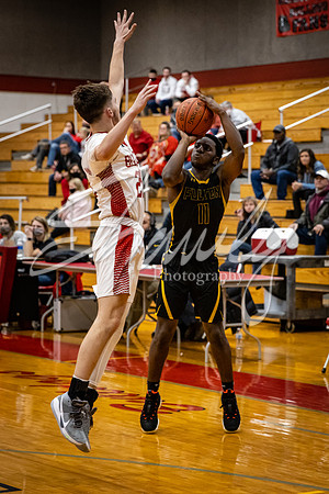 2021.02.02 FHS Basketball Vs. Mexico04662