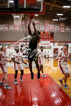 2021.02.02 FHS Basketball Vs. Mexico05138