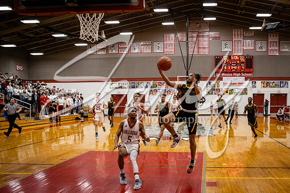 2021.02.02 FHS Basketball Vs. Mexico05478