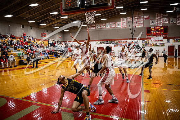2021.02.02 FHS Basketball Vs. Mexico05486