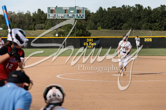 2022.09.01 FHS Softball Vs. Marshall1735