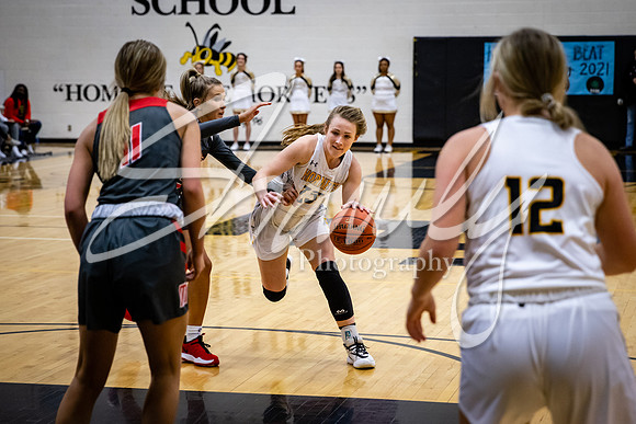 2021.02.22 FHS Girls Basketball Vs. Mexico01217