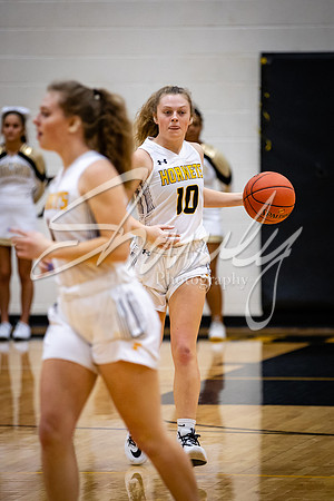 2021.02.22 FHS Girls Basketball Vs. Mexico02506