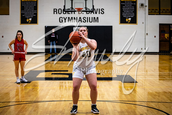 2021.02.22 FHS Girls Basketball Vs. Mexico02760