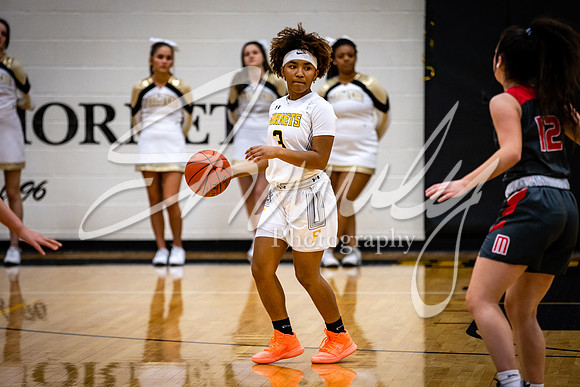 2021.02.22 FHS Girls Basketball Vs. Mexico03131