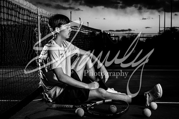 2024.04.11 FHS Tennis Seniors00051