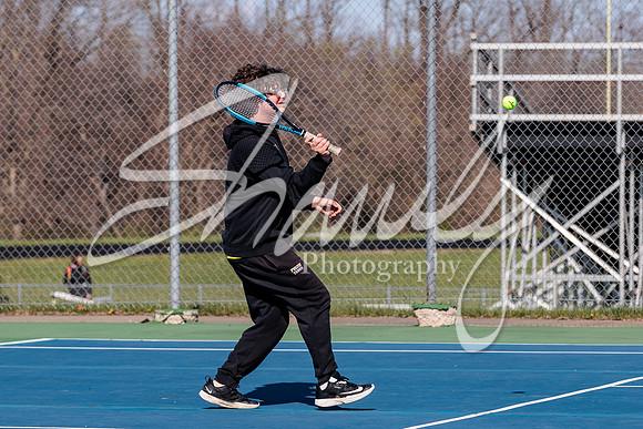 2022.04.18 FHS Boys Tennis Vs. Moberly0221
