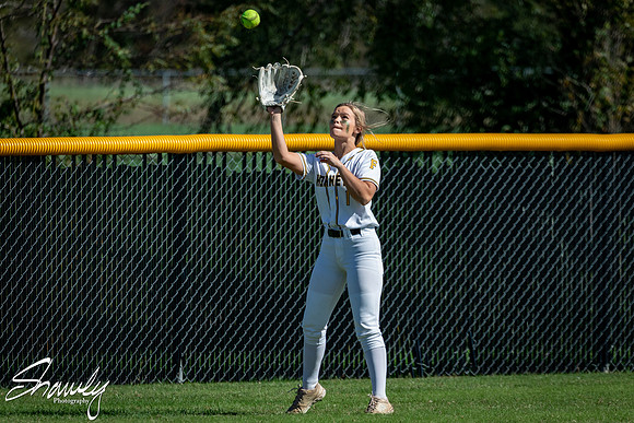2021.10.16 FHS Softball Vs. Hallsville Districts-01645