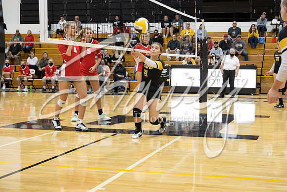 2020.09.29 FHS Volleyball Vs. Hannibal_00032