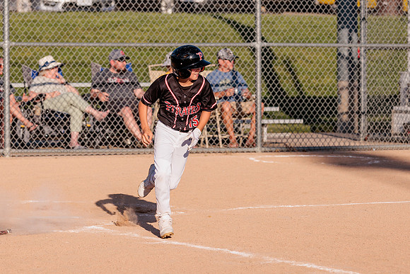 2022.05.16 Pirates Vs. Show3068