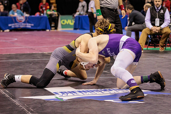 2022.02.18 MSHSAA State Wrestling Semifinals0390