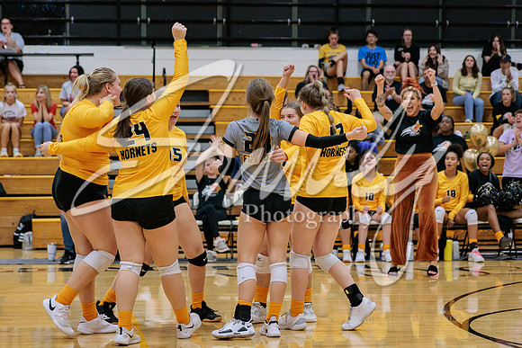 2022.09.19 FHS Volleyball Vs. Mexico3076
