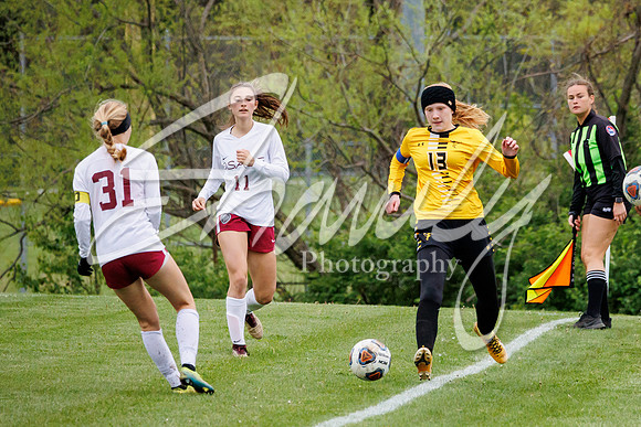 2022.05.03 FHS Girls Soccer Vs. Osage0105