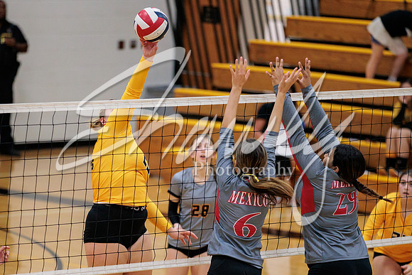 2022.09.19 FHS Volleyball Vs. Mexico1083