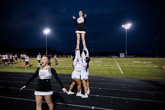 2022.09.16 FHS Football Vs. Hannibal0381