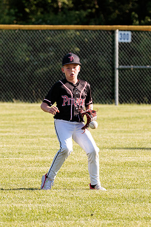 2022.05.16 Pirates Vs. Show1920