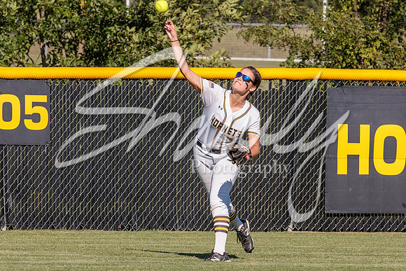 2022.09.12 FHS Softball Vs. Blair Oaks2045