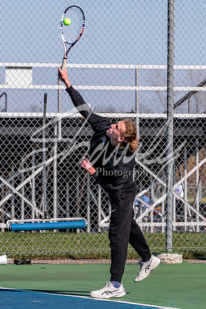 2022.04.18 FHS Boys Tennis Vs. Moberly0378