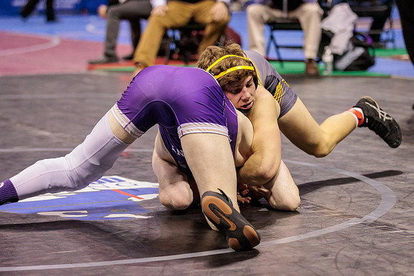2022.02.18 MSHSAA State Wrestling Semifinals0415