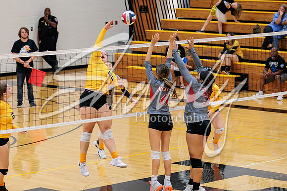 2022.09.19 FHS Volleyball Vs. Mexico1041