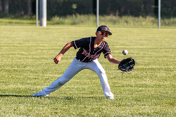 2022.05.16 Pirates Vs. Show1560