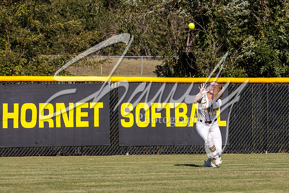 2022.09.12 FHS Softball Vs. Blair Oaks2095