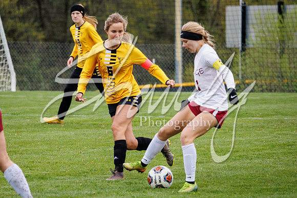 2022.05.03 FHS Girls Soccer Vs. Osage0005