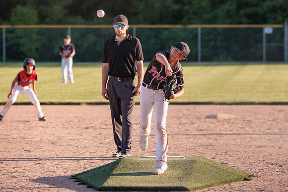 2022.05.16 Pirates Vs. Show3569