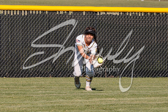 2022.09.12 FHS Softball Vs. Blair Oaks2256