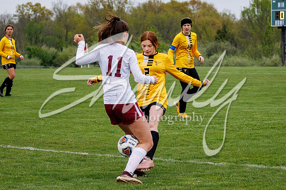 2022.05.03 FHS Girls Soccer Vs. Osage0237