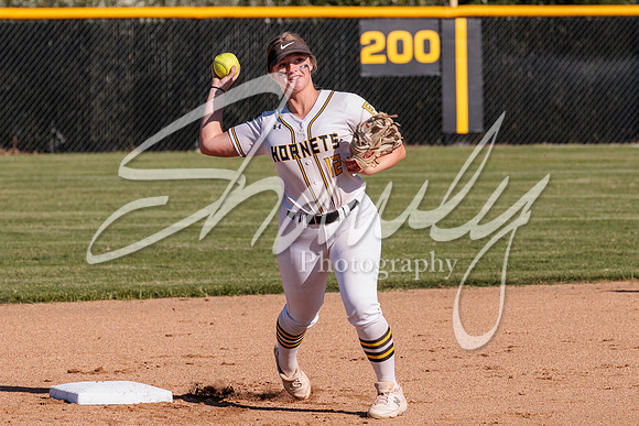2022.09.12 FHS Softball Vs. Blair Oaks2180