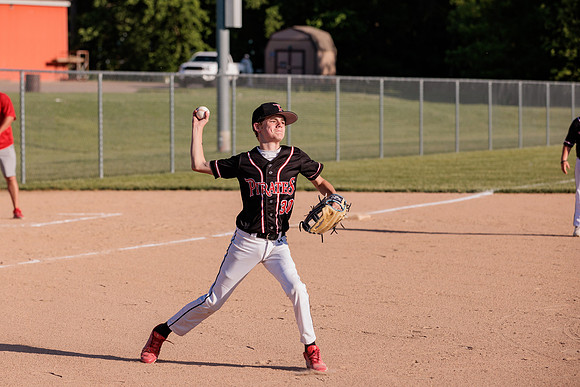2022.05.16 Pirates Vs. Show2571
