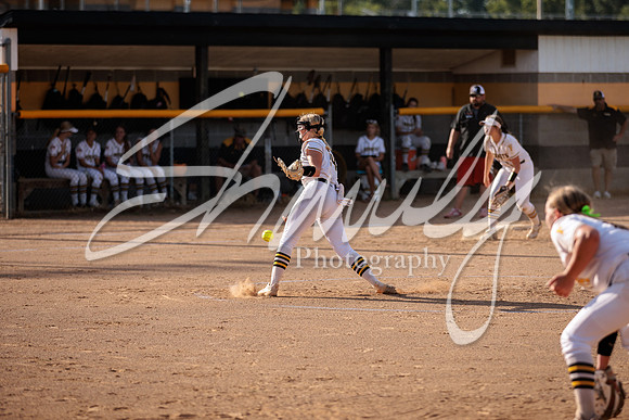 2022.09.01 FHS Softball Vs. Marshall1885