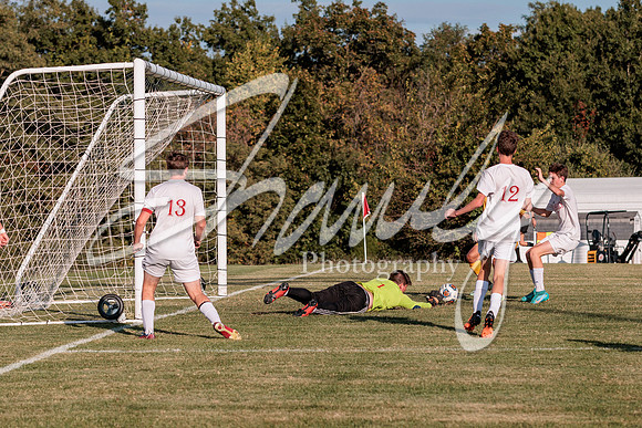 2022.09.27 FHS Soccer Vs. Moberly1042