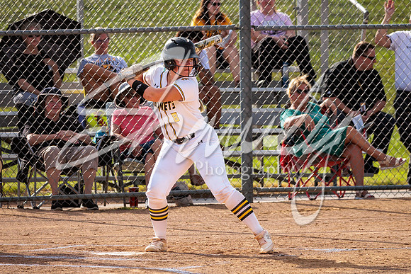 2022.09.01 FHS Softball Vs. Marshall0150