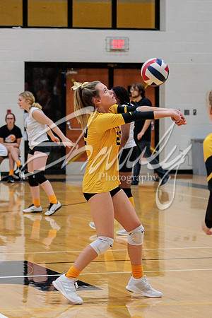 2022.09.19 FHS Volleyball Vs. Mexico0214