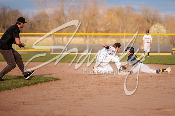 2022.04.05 FHS Baseball Vs. Marshall2402