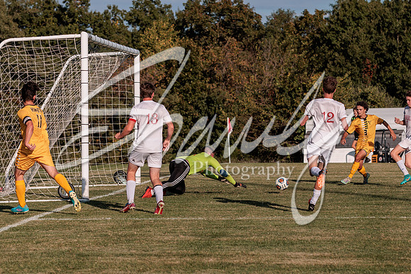 2022.09.27 FHS Soccer Vs. Moberly1039