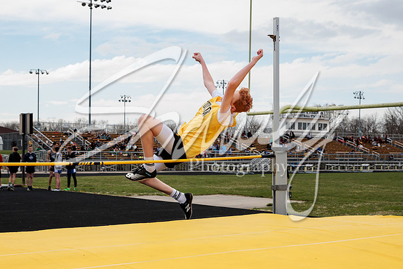 2022.04.11 FMS Track & Field Invitational0100