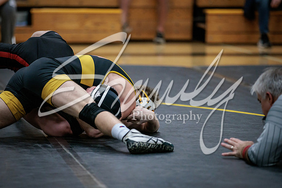 2022.01.25 FHS Wrestling Quad02595