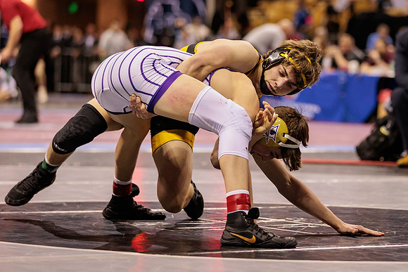 2022.02.19 MSHSAA State Wrestling 138lb Championship0390