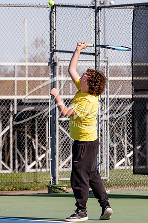 2022.04.14 FHS Boys Tennis Vs. Marshall0432