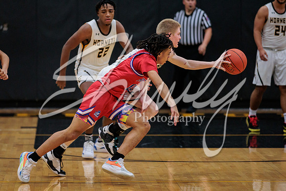 2022.01.18 FHS Basketball Vs. Moberly02236