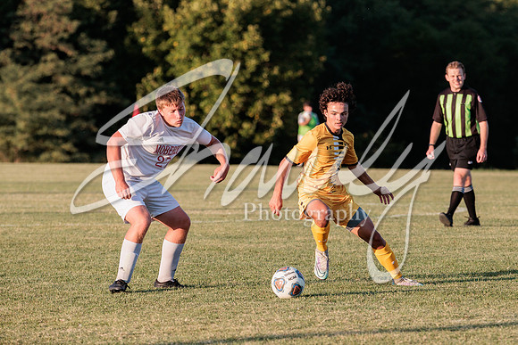 2022.09.27 FHS Soccer Vs. Moberly2441